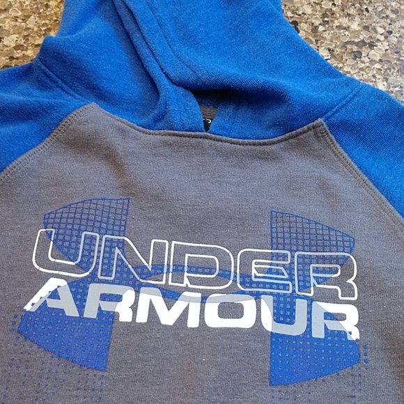 5/$25 Under Armour hoodie, YXS, blue/grey - Picture 2 of 5